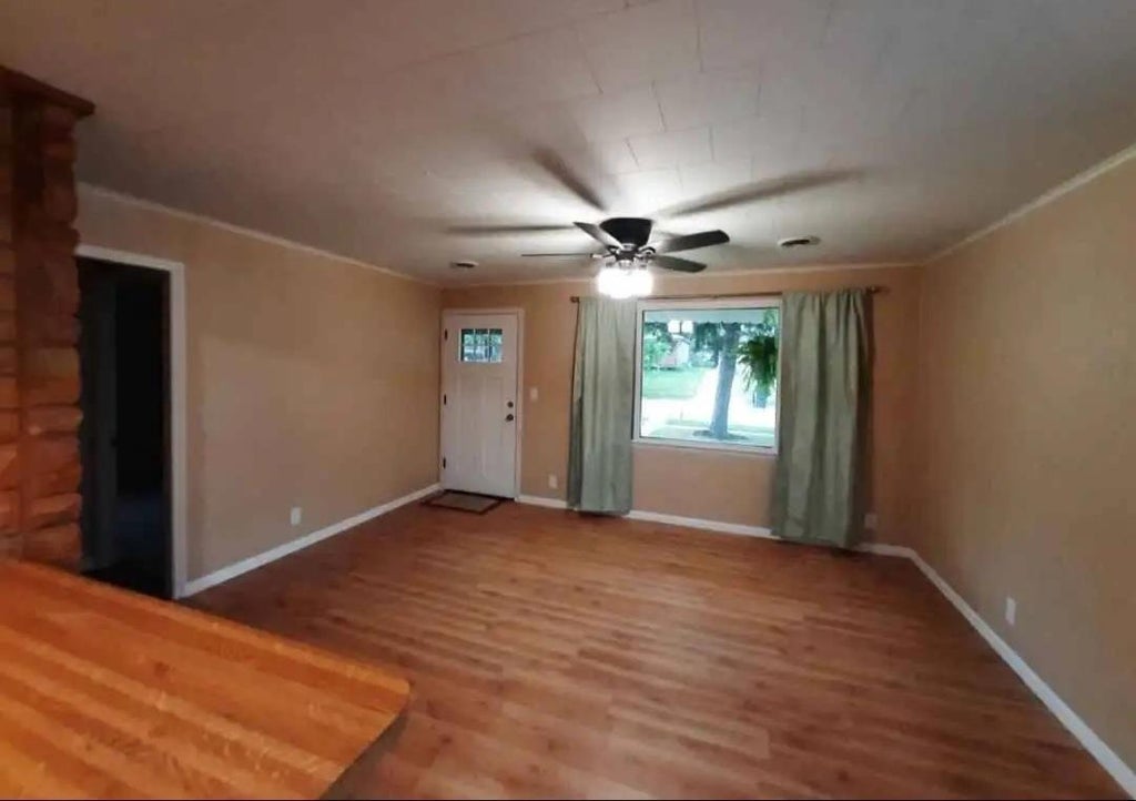 Photo of 242 Winnebago AVENUE, Portage, WI 53901 (MLS # 2024801)