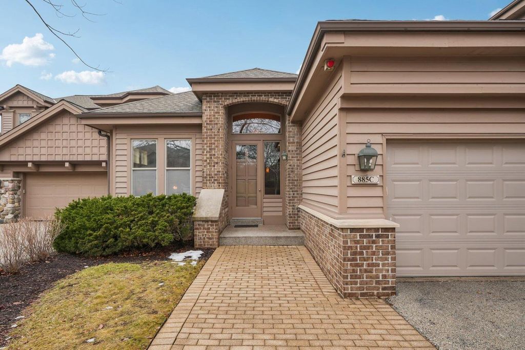 Photo of 885 Rocky POINT #C, Brookfield, WI 53005 (MLS # 1946876)