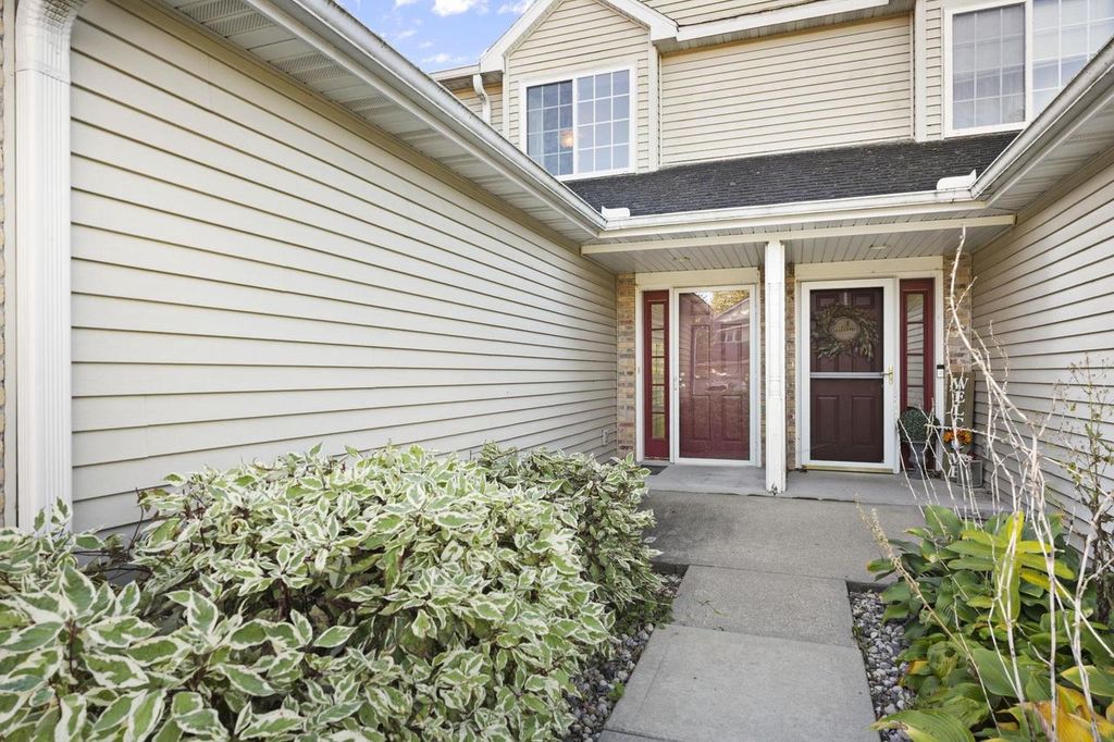 Photo of 5625 Osborne DRIVE, Mcfarland, WI 53558 (MLS # 2009743)