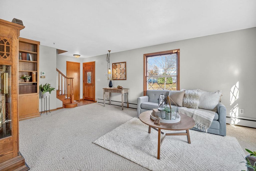 Photo of 813 E Grant STREET, Appleton, WI 54911 (MLS # 50318278)