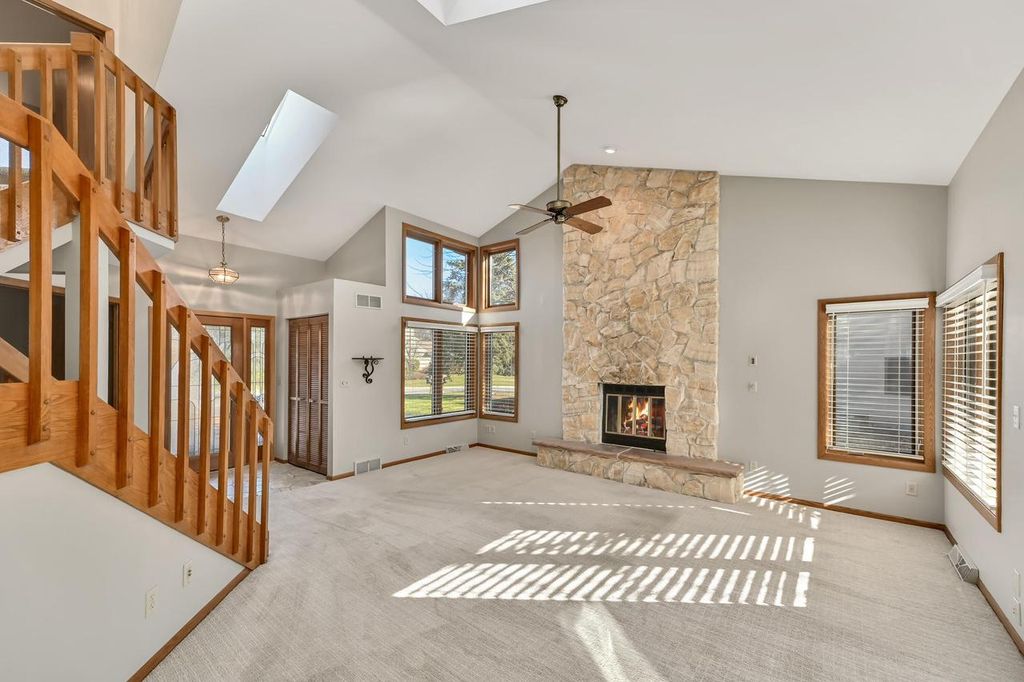 Photo of N81W13567 Golfway DRIVE, Menomonee Falls, WI 53051 (MLS # 1942712)