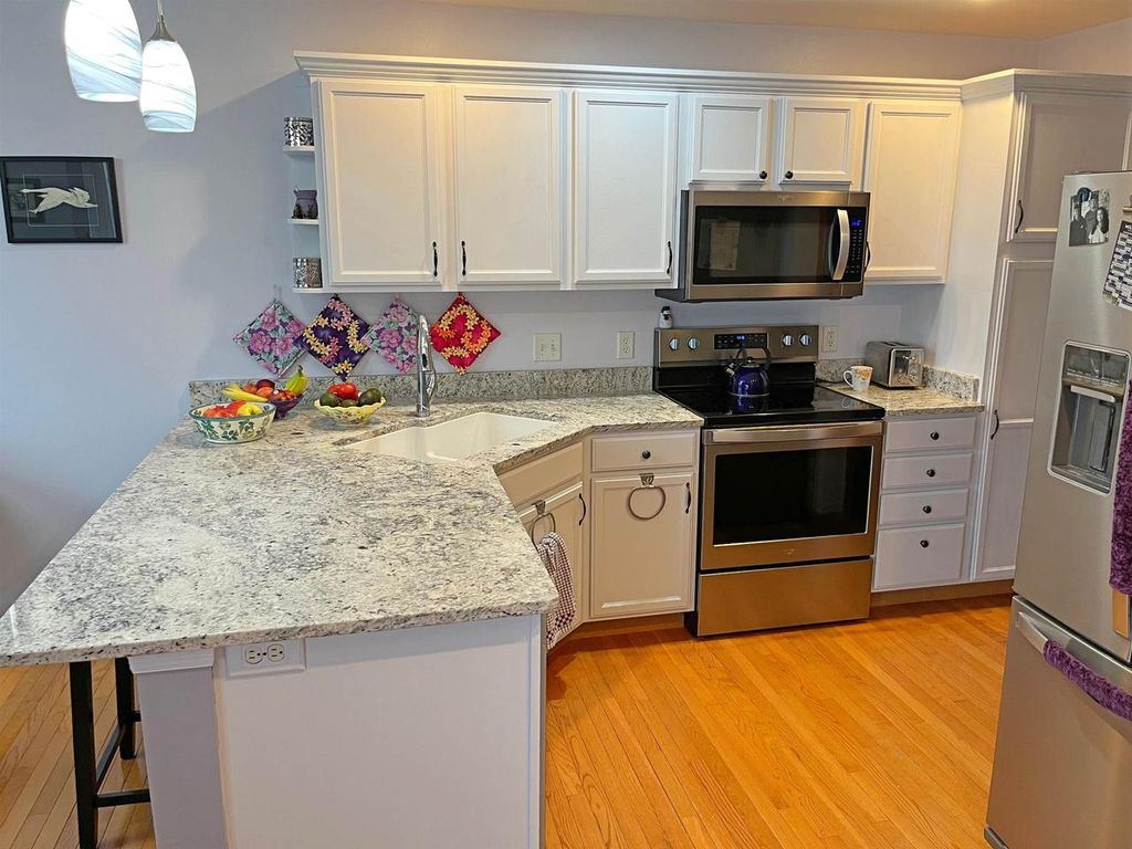 Photo of 3656 S 46th PLACE, Greenfield, WI 53220 (MLS # 1944884)