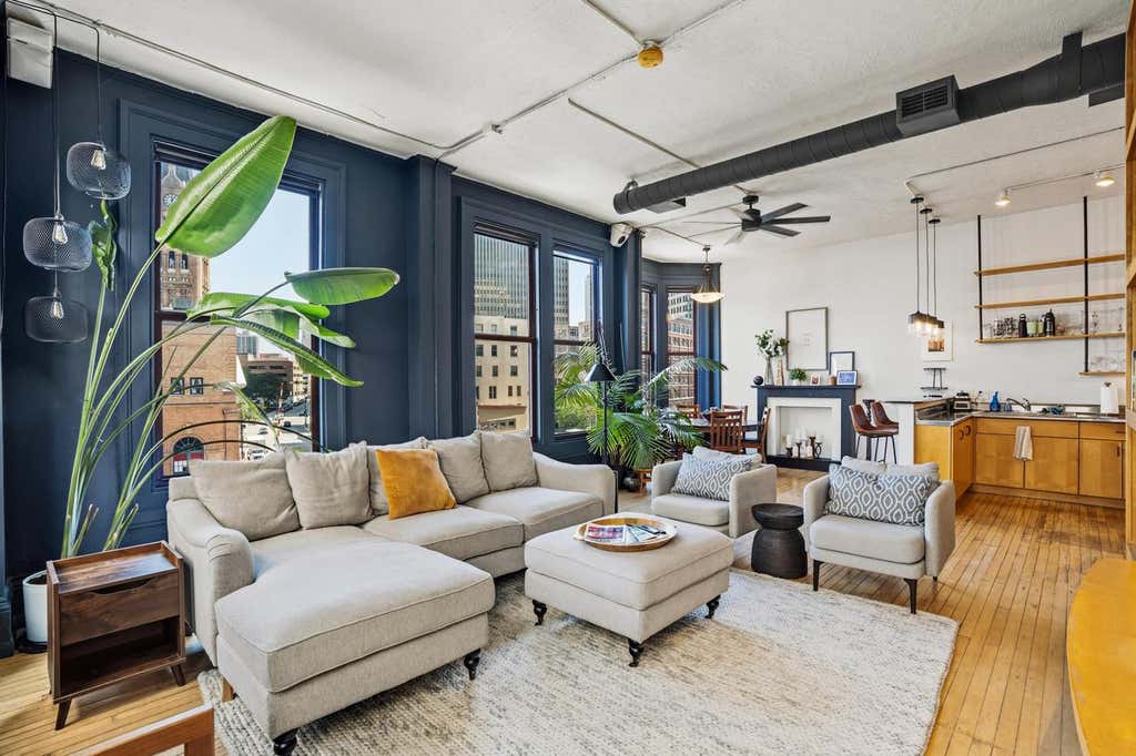 Photo of 108 W Wells STREET #4A, Milwaukee, WI 53203 (MLS # 1974562)
