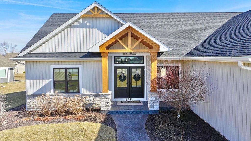 Photo of 6352 Kelsey COURT, Mount Pleasant, WI 53406 (MLS # 1940448)