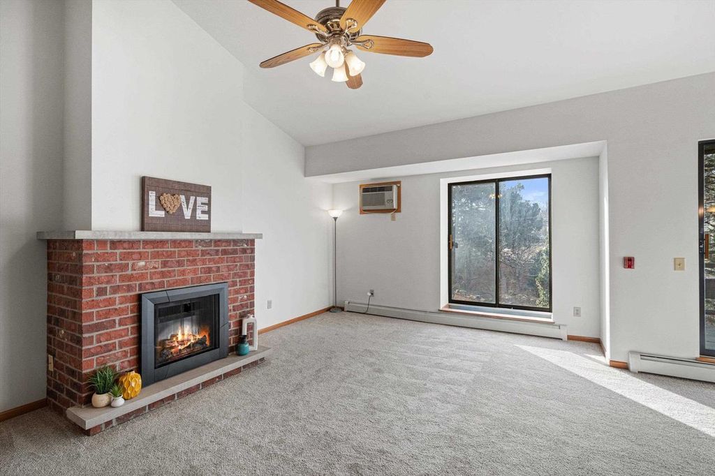 Photo of 6251 Charing Cross LANE #E-5, Middleton, WI 53562 (MLS # 2015138)