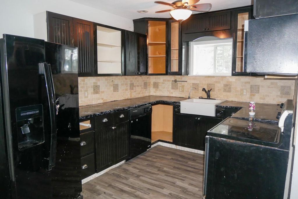 Photo of W5463 Dassow AVENUE, Medford, WI 54451 (MLS # 22505612)