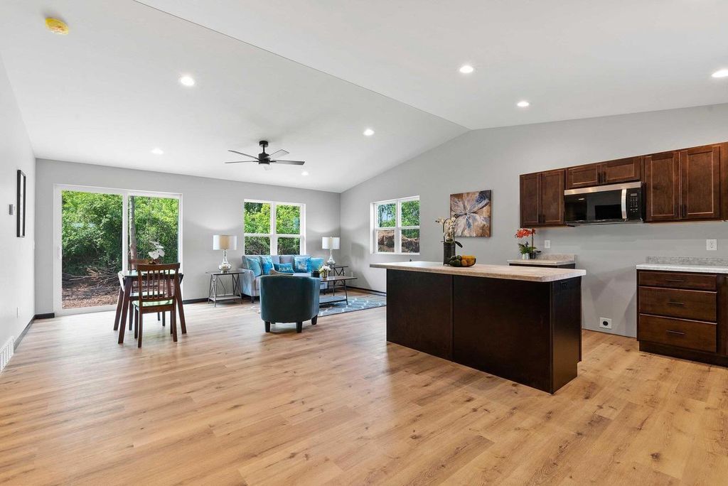 Photo of 1910 Southland LANE, New London, WI 54961 (MLS # 50321001)