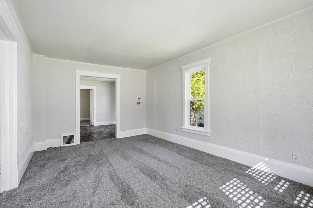 Photo of 266 S Seymour STREET, Fond Du Lac, WI 54935 (MLS # 50325023)