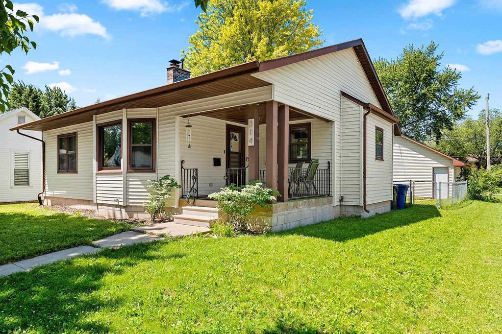 Photo of 314 S Huron STREET, De Pere, WI 54115 (MLS # 50328575)
