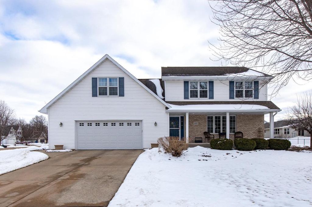 Photo of 1655 Elk Trail COURT, Neenah, WI 54956 (MLS # 50320981)