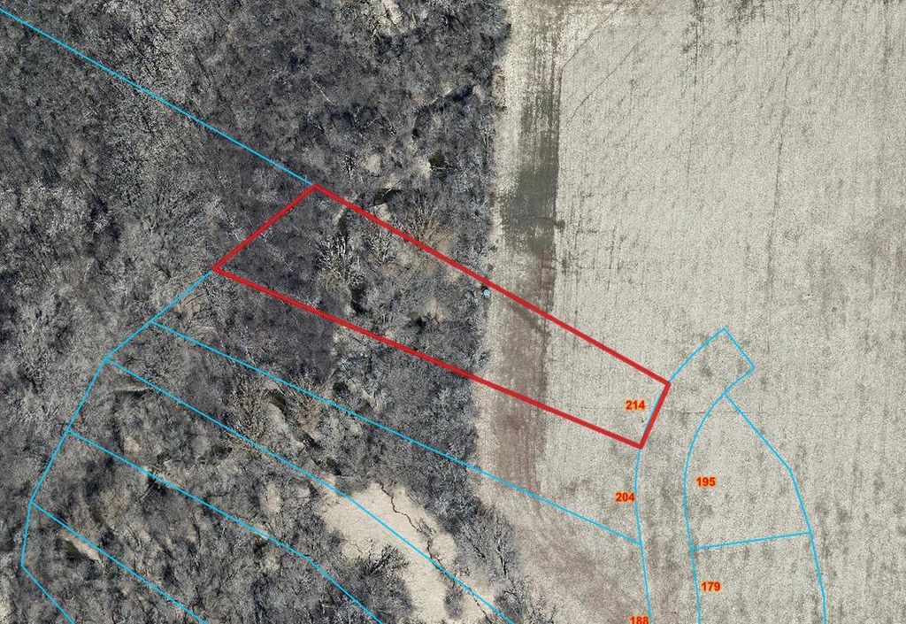 Photo of 214 Hidden Valley CIRCLE, Fond Du Lac, WI 54937 (MLS # 50320665)