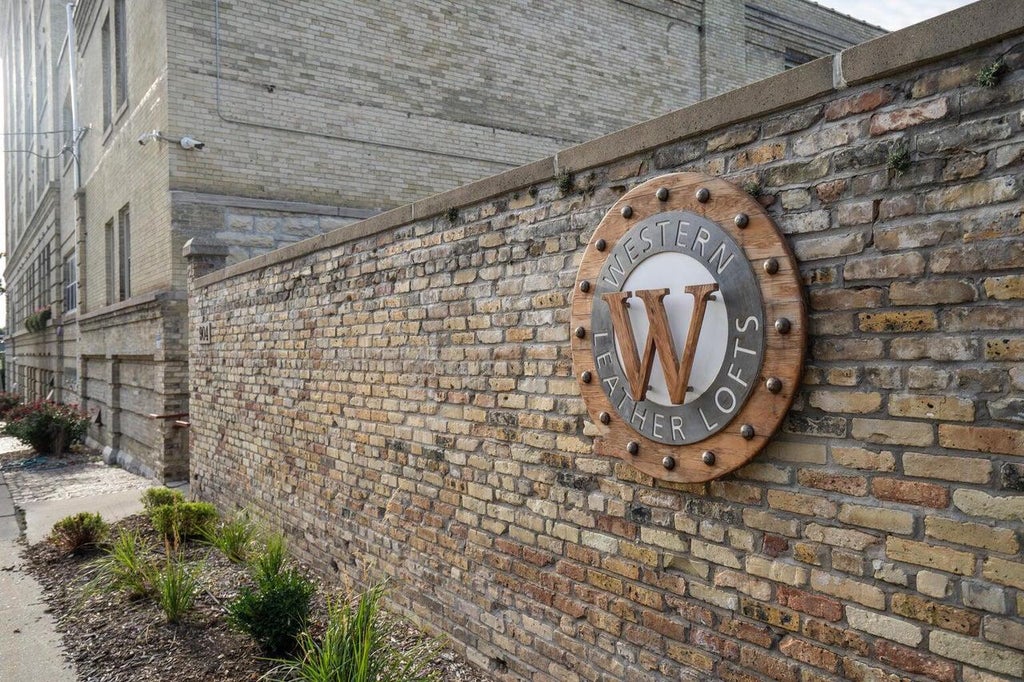 Photo of 904 E Pearson STREET #102, Milwaukee, WI 53202 (MLS # 1986309)