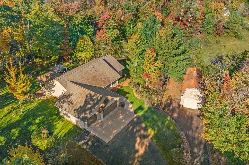 Photo of 9620 Timberline COURT, Amherst, WI 54406 (MLS # 22605033)