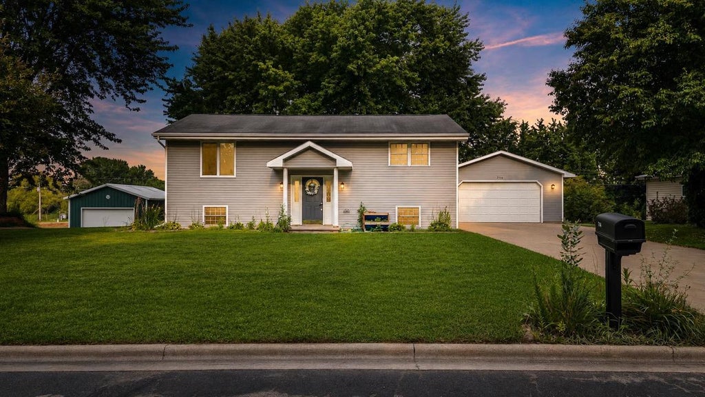 Photo of 714 Giese STREET, Hortonville, WI 54944 (MLS # 50331162)