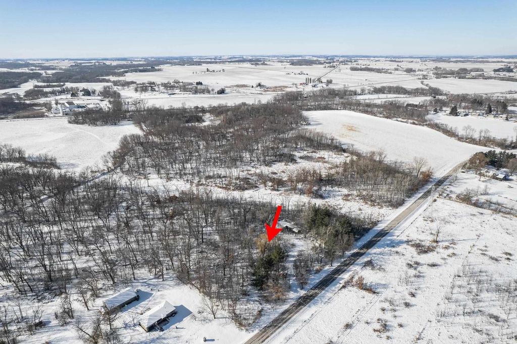 Photo of 704.C Fall River-Columbus ROAD, Columbus, WI 53925 (MLS # 2016027)