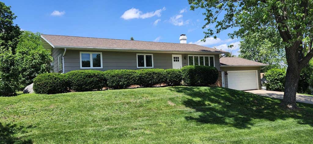 Photo of 1707 Miller ROAD, Lake Geneva, WI 53147 (MLS # 1968150)