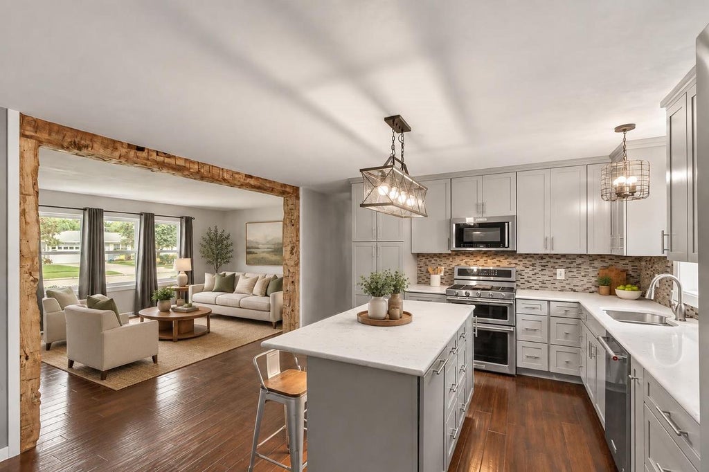 Photo of 2510 Mt Vernon AVENUE, Janesville, WI 53545 (MLS # 2032089)