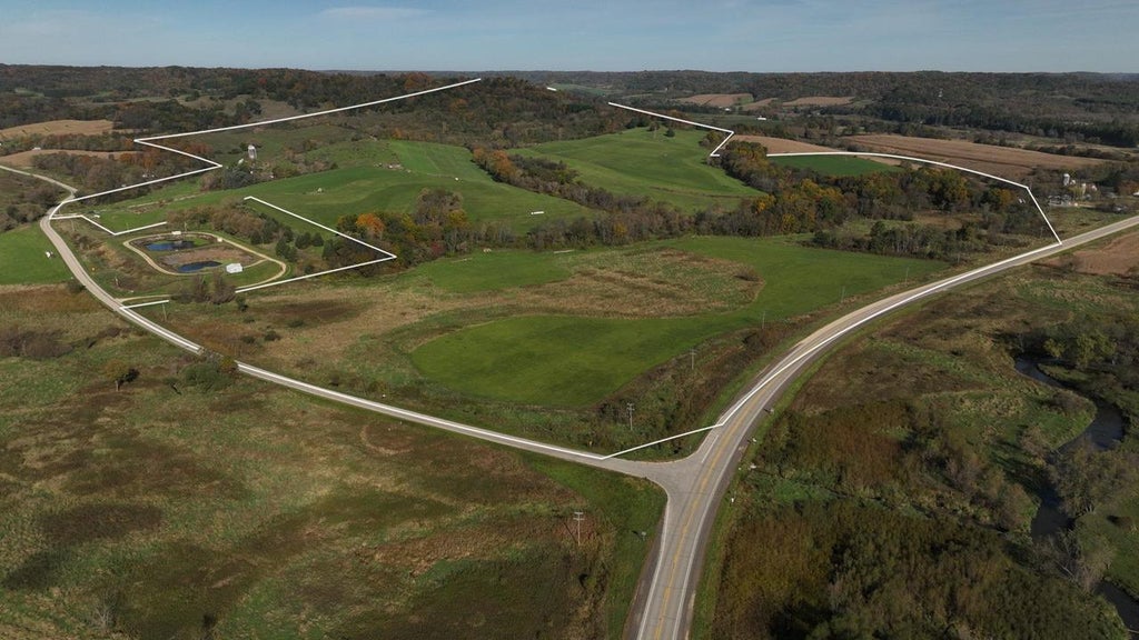 Photo of 18298 Denman LANE, Richland Center, WI 53581 (MLS # 2034521)