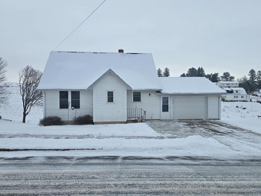 Photo of 514 Mill STREET, Bloomington, WI 53804 (MLS # 2015387)