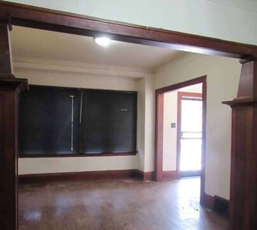 Photo of 2022 W Keefe AVENUE #2022A, Milwaukee, WI 53206 (MLS # 1957126)