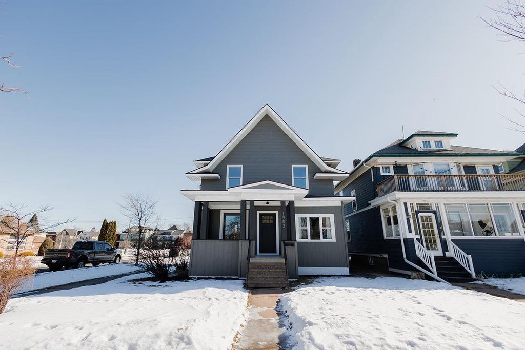 Photo of 1902 Ogden AVENUE, Superior, WI 54880 (MLS # 6123645)