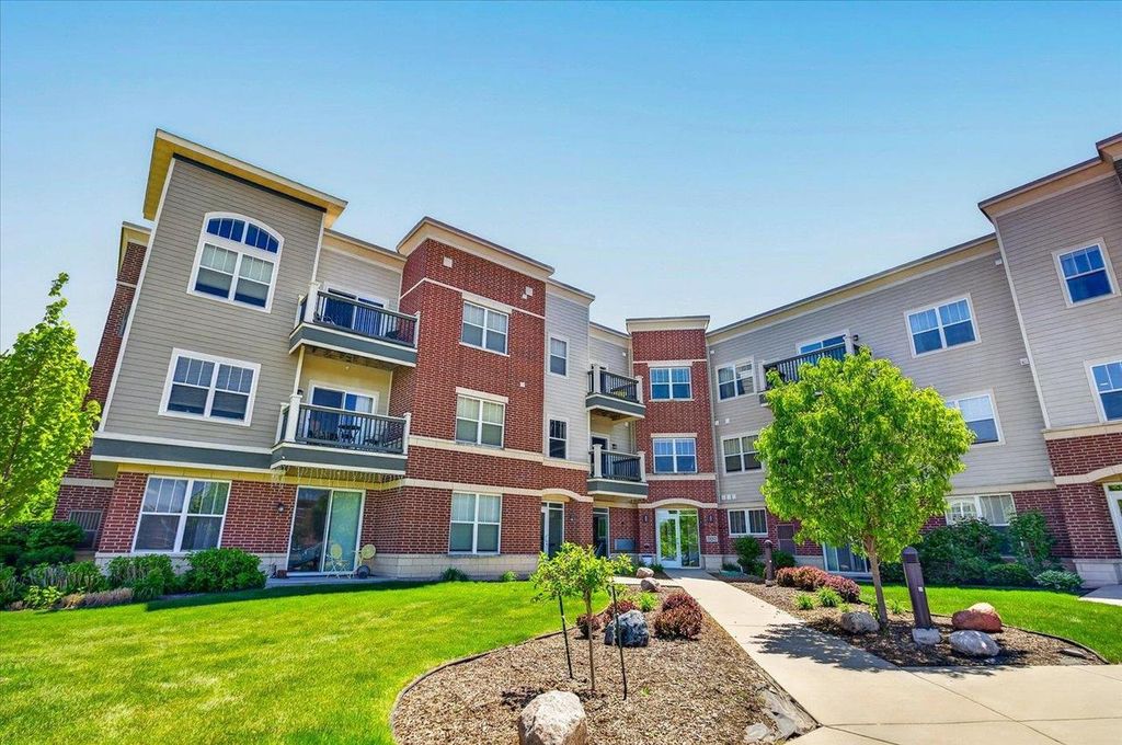 Photo of 5192 Sassafras DRIVE #205, Fitchburg, WI 53711 (MLS # 2023041)