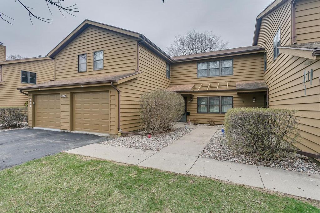 Photo of 930 Manor DRIVE #60, Neenah, WI 54956 (MLS # 50323678)