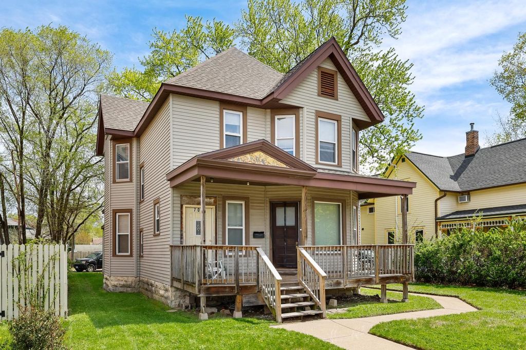Photo of 707 West AVENUE S AVENUE S #711, La Crosse, WI 54601 (MLS # 1960335)