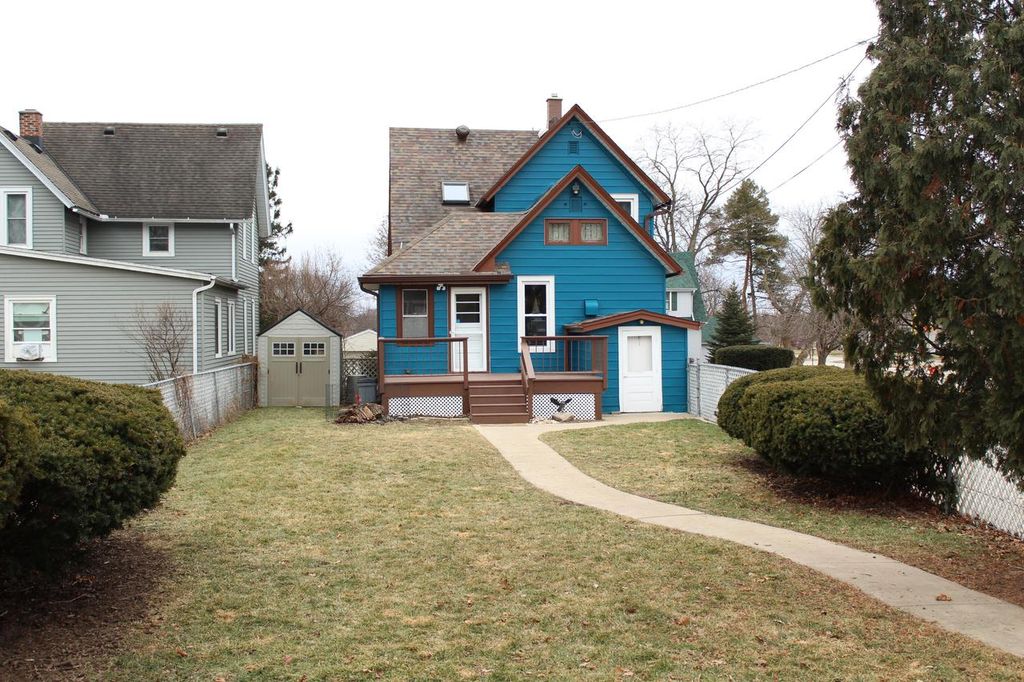 Photo of N88W17170 Main STREET, Menomonee Falls, WI 53051 (MLS # 1951195)