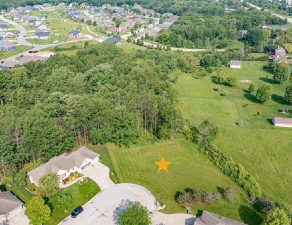 Photo of 2969 Apple Ridge COURT, Green Bay, WI 54311 (MLS # 50319938)