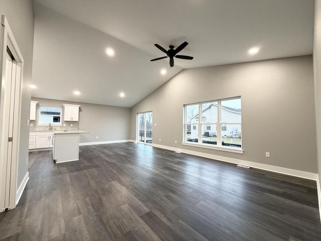 Photo of 6351 Kinzie AVENUE, Mount Pleasant, WI 53406 (MLS # 1943091)