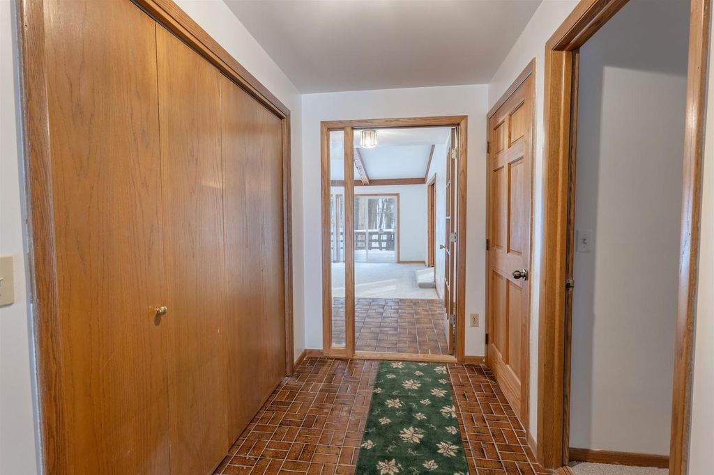 Photo of 1705 Stark STREET, Wausau, WI 54403 (MLS # 22600087)