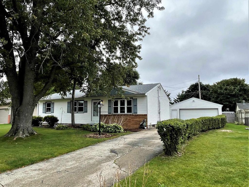 Photo of Lt13 Main STREET, Menomonee Falls, WI 53051 (MLS # 1944031)