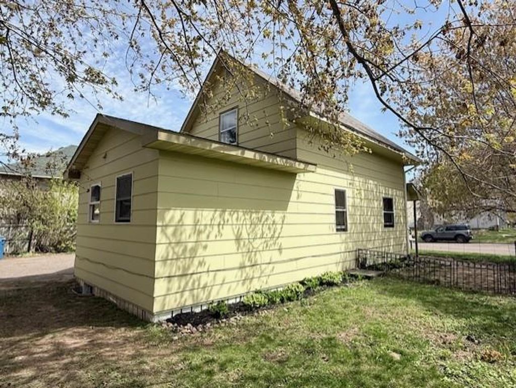 Photo of 117 2nd AVENUE, Shell Lake, WI 54871 (MLS # 1601103)