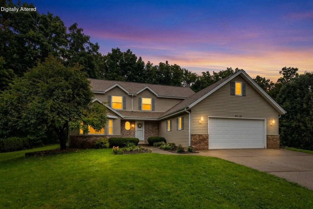 Photo of 4110 W Carpenter AVENUE, Greenfield, WI 53221 (MLS # 1982908)