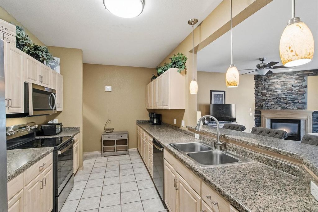 Photo of 694 CLARDELL DRIVE, Sun Prairie, WI 53590 (MLS # 2016643)