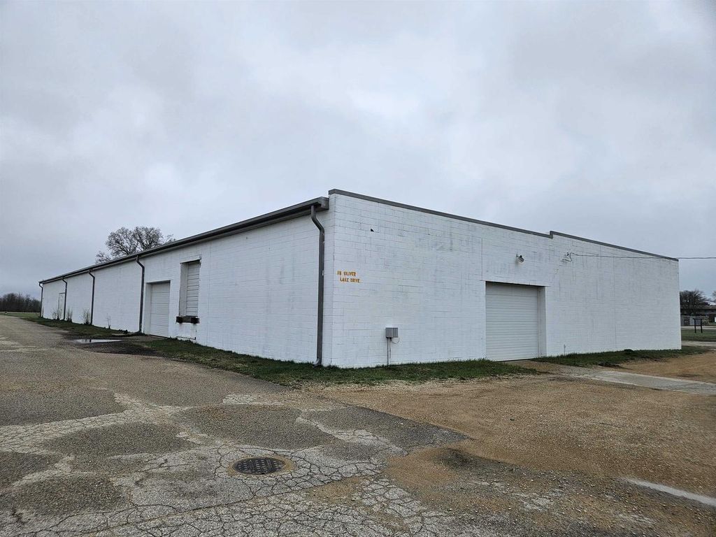 Photo of 1057 Silver Lake DRIVE, Portage, WI 53901 (MLS # 2020788)