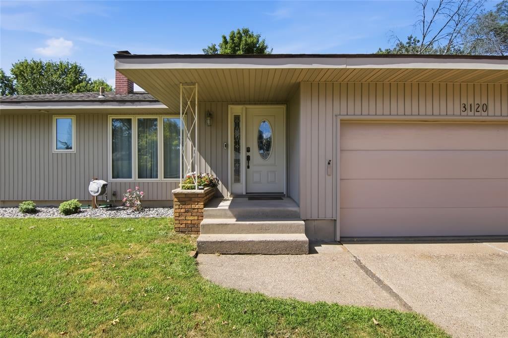 Photo of 3120 Monroe STREET, Eau Claire, WI 54703 (MLS # 1604749)