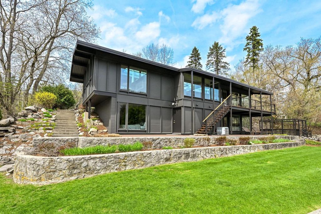 Photo of 1802 S Green Bay ROAD, Grafton, WI 53024 (MLS # 1959349)