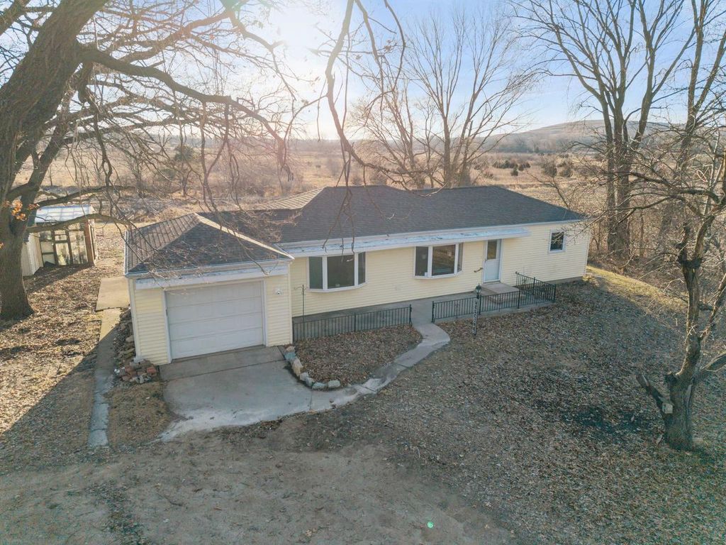 Photo of W831 State Road 91, Berlin, WI 54923 (MLS # 50322133)