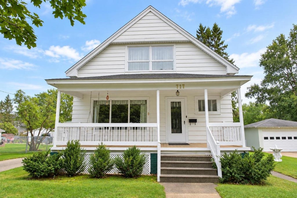 Photo of 717 Humbolt AVENUE, Wausau, WI 54403 (MLS # 22604477)