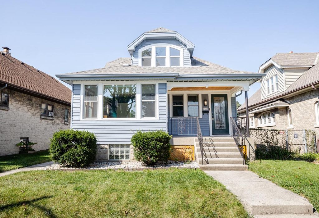 Photo of 3457 S 10th STREET, Milwaukee, WI 53215 (MLS # 1936128)