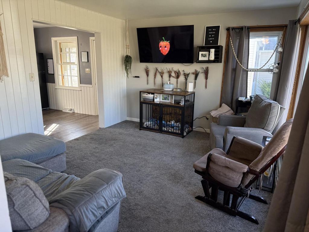 Photo of 1317 S 20th STREET, Manitowoc, WI 54220 (MLS # 1940013)