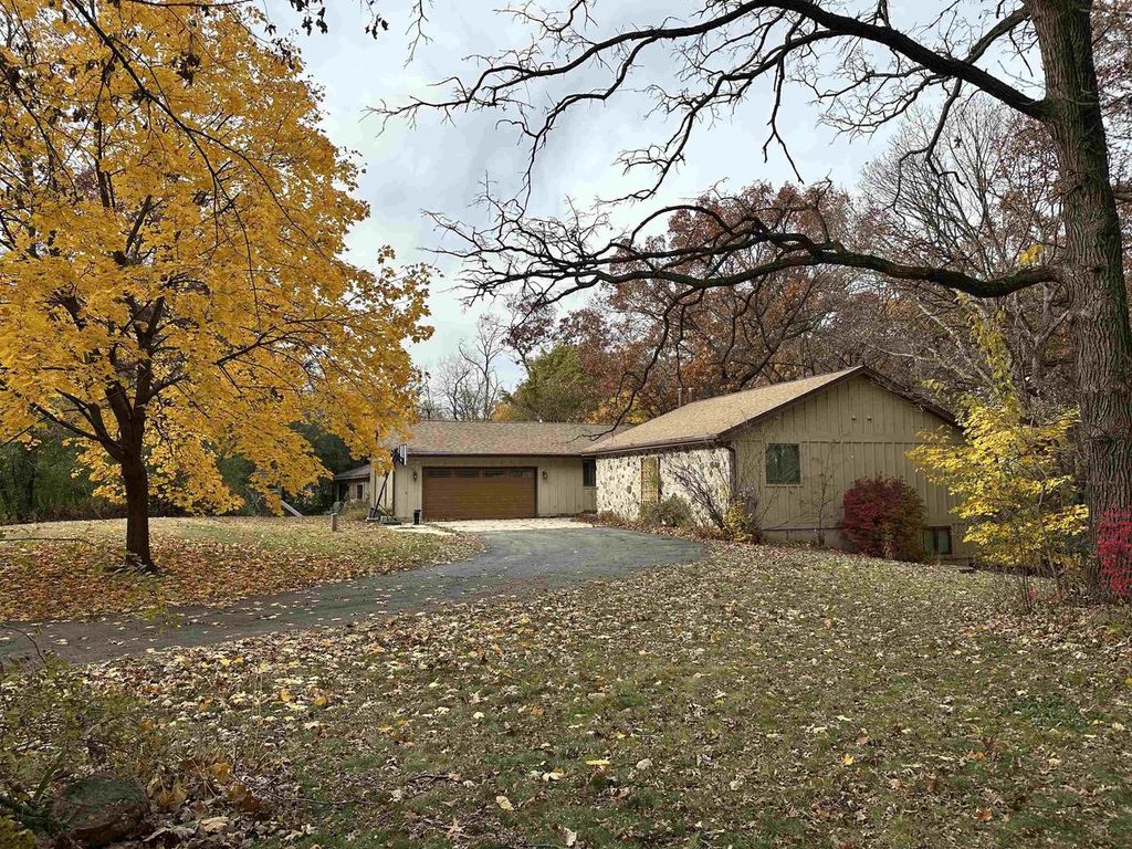 Photo of 3919 E Mustang COURT, Milton, WI 53563 (MLS # 2012166)