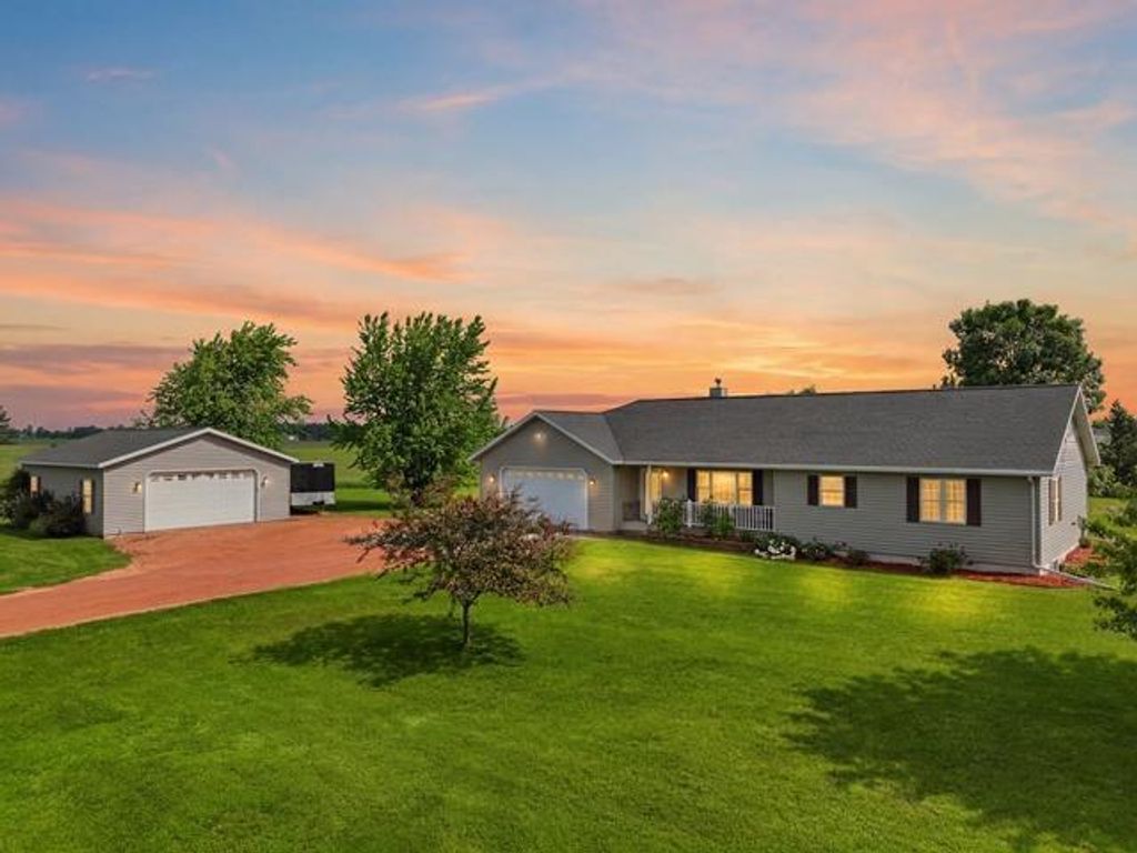 Photo of W830 &amp; W814 Rosewood DRIVE, Chili, WI 54420 (MLS # 22602791)