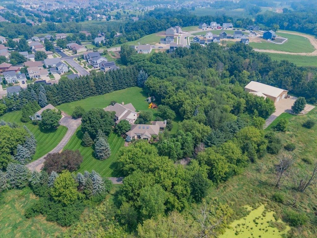 Photo of 5610 Reiner ROAD, Sun Prairie, WI 53590 (MLS # 2020105)