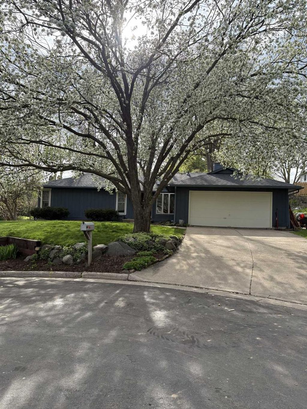 Photo of 1534 Sellery STREET, Middleton, WI 53562 (MLS # 2021926)