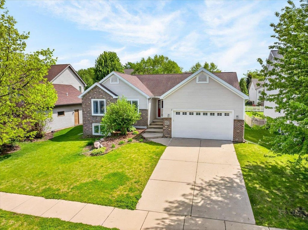 Photo of 9423 White Fox LANE, Middleton, WI 53562 (MLS # 2023709)