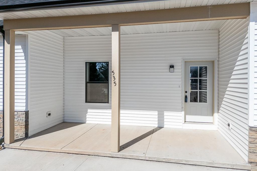 Photo of 535 Pheasant DRIVE, New London, WI 54961 (MLS # 50318359)