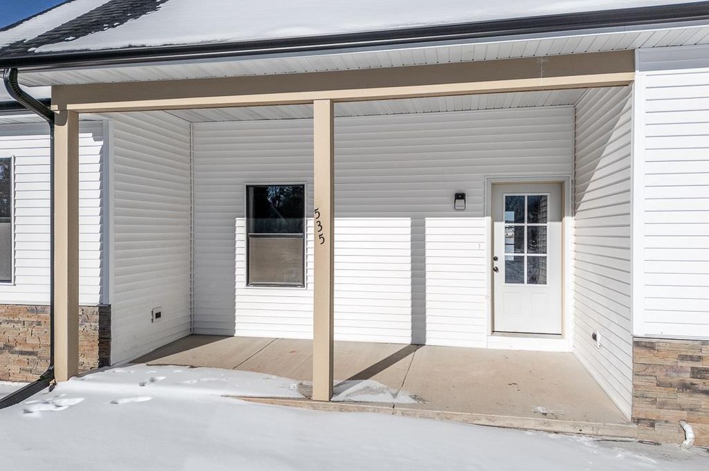 Photo of 535 Pheasant DRIVE, New London, WI 54961 (MLS # 50318359)